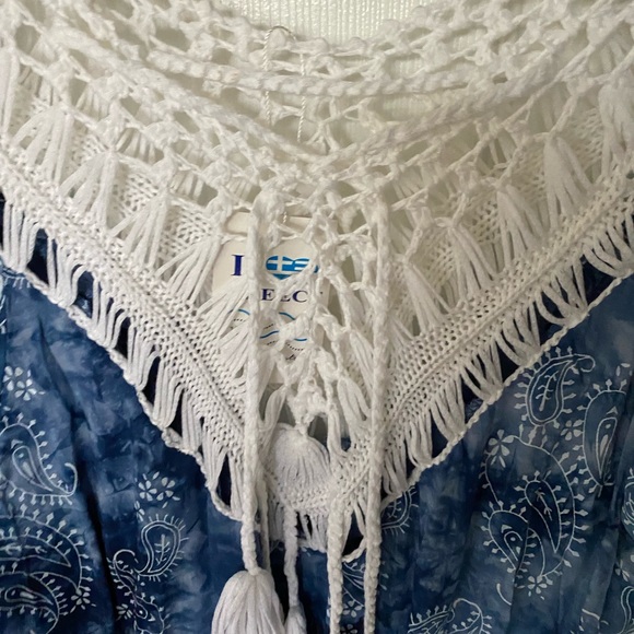 💙🤍Coverup💙🤍 - Picture 2 of 4